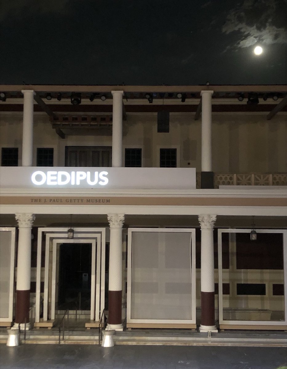 Mgerlich's tweet image. An extraordinary evening under a full moon at the outdoor amphitheater at Getty Villa featuring Oedipus produced by Deaf West theater. Sophocles would have loved it! #gettyvilla #malibu #deafwest #theater