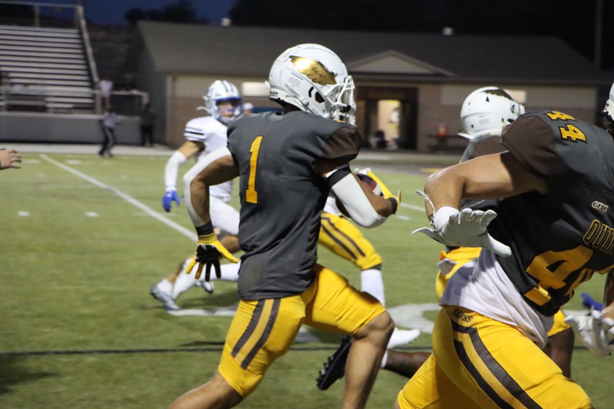 QUHawks's tweet photo. Angel Ruiz punt return!!
@QUFootball leads 53-0
3rd quarter https://t.co/wIxftSWMT5