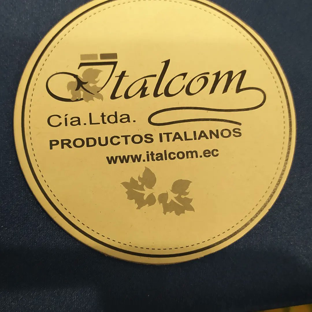 ecuaitalia's tweet photo. Gracias #Italcom por la degustación de licores italianos ofrecida a los asociados.
@jliturralde2 @BuggattiEcuador @guidoflavio @JCCassinelli @VitoMunoz4 @_jorgegarcial @jorgevillacrese https://t.co/JKrcJ1O4WS
