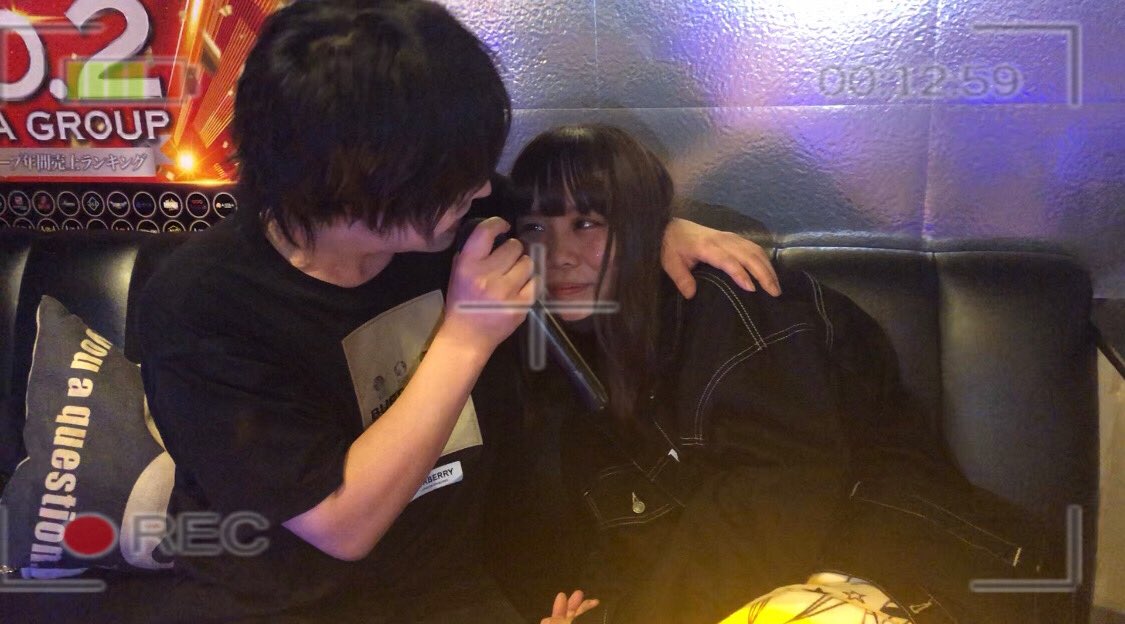 piipos33's tweet photo. ♡9.07.♡
やすくんのお誕生日お祝いしてきた🥂
初めて🍾卸せて初めてラスソン取れて幸せにしないとなのにうちがめちゃくちゃ幸せだった😭💓途中不安で泣いちゃってヘルプに迷惑かけちゃってごめんなさい🙇‍♀️これからもずーっと一緒にお祝いさせてね😚💓だいすきです！🥰 https://t.co/scsY2Icb7K