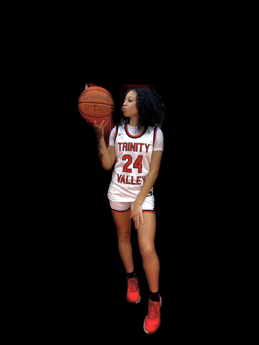 Briana Peguero🇩🇴 tweet media