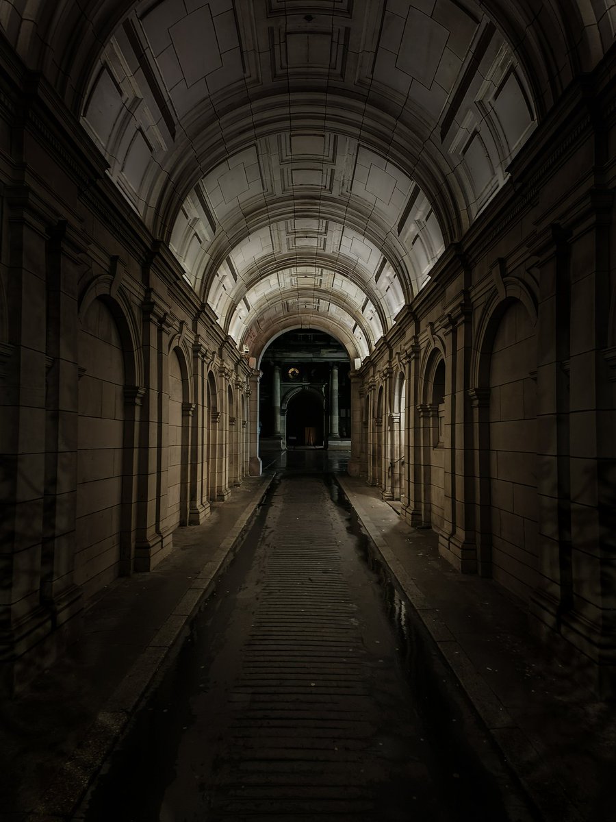 spintheweedawg's tweet photo. #Glasgow City Chambers taken on the #OPPOReno8 5G using night mode and edited on Lightroom.

#OPPOAmbassadors #OPPOReno8Series #NightInspired #MovieInspired #mobilephotography #photography #streetphotography #urbanphotography 

@oppo @OPPOMobileUK https://t.co/23iSaT3iwY