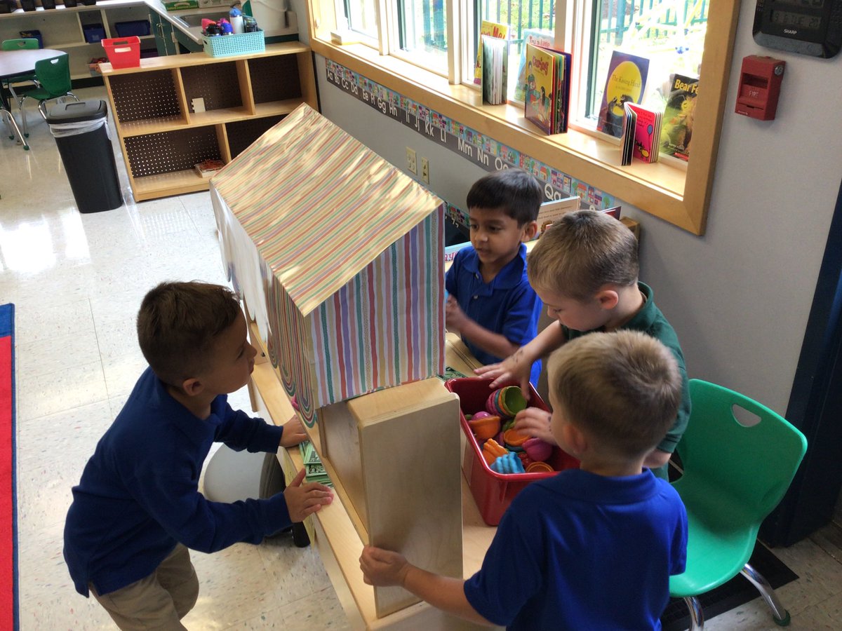 CBAWestChester's tweet photo. Order up! PreK is practicing counting with scoops and money! #onlyatcba #wecancount #prekeducation #yummyicecream https://t.co/NK2ch2WUGy