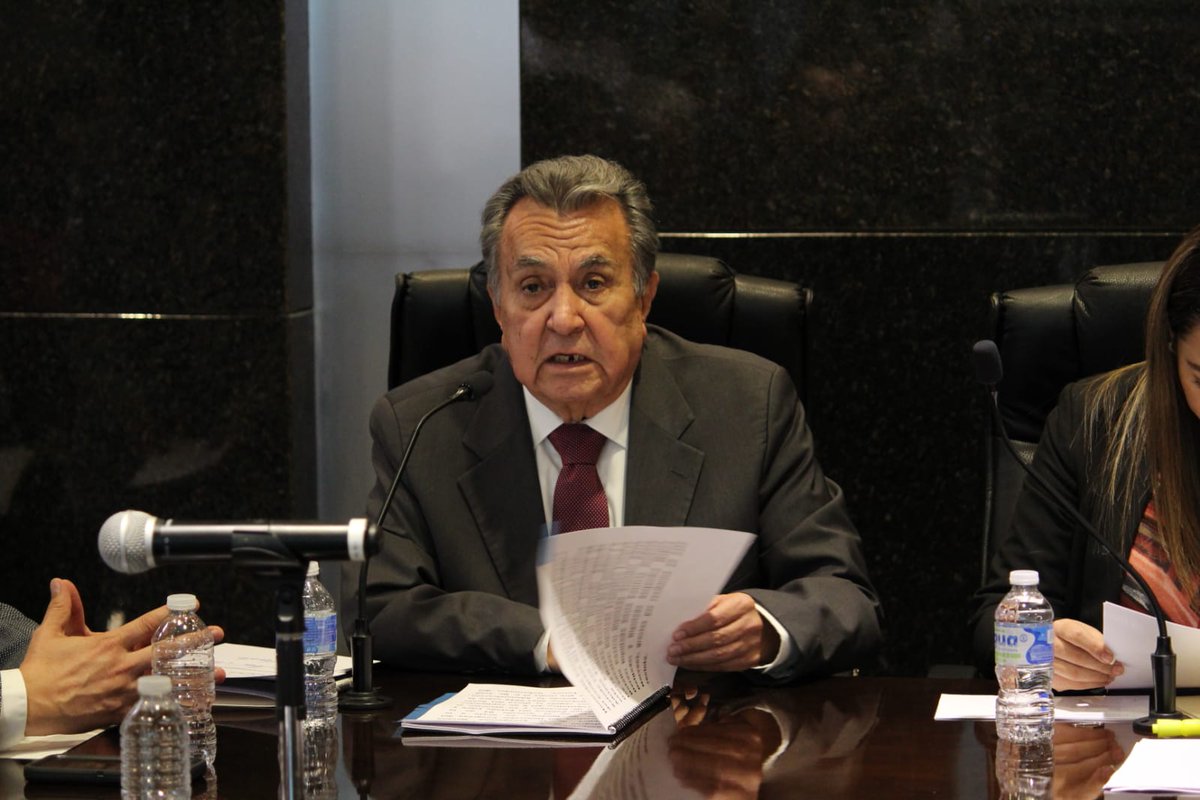 GabDurango's tweet photo. Durante la comparecencia de CP Rubén Calderón, titular de @SEED_Dgo la diputada Sughey Torres reconoció la necesidad de Federalizar el gasto educativo para desahogar el tema de los recursos, "amigos diputados quiero invitarlos a fortalecer la Educación en nuestro Estado", dijo https://t.co/Rsi7pzVx3a