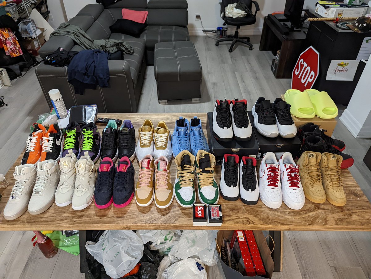 ReeChaaard's tweet photo. Back at it again... https://t.co/12KGaXS2Jd