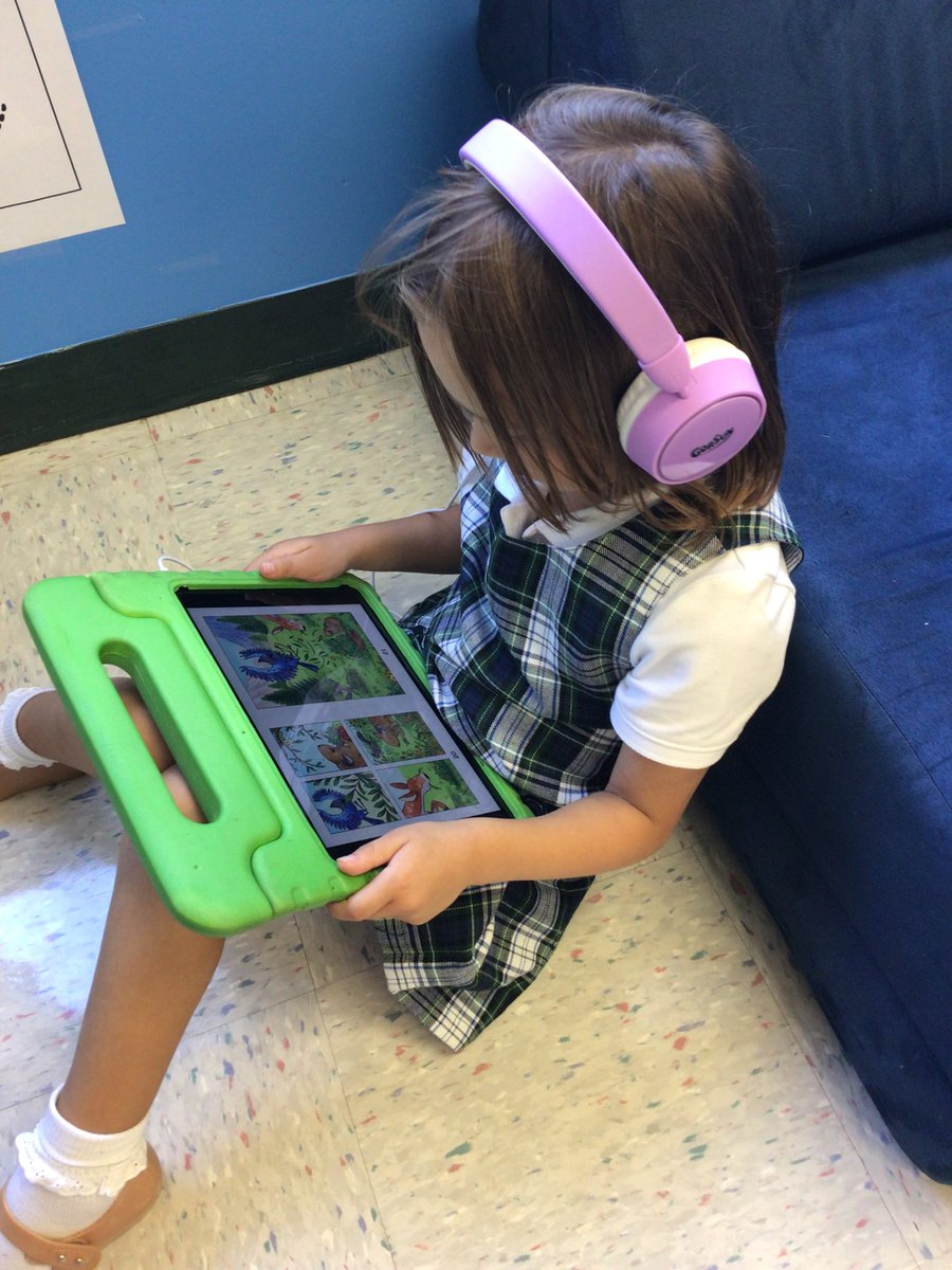 CBAWestChester's tweet image. PreK explored Sketching and Listening to ebooks on their IPads! #onlyatcba #technologyiscool #prektechteam