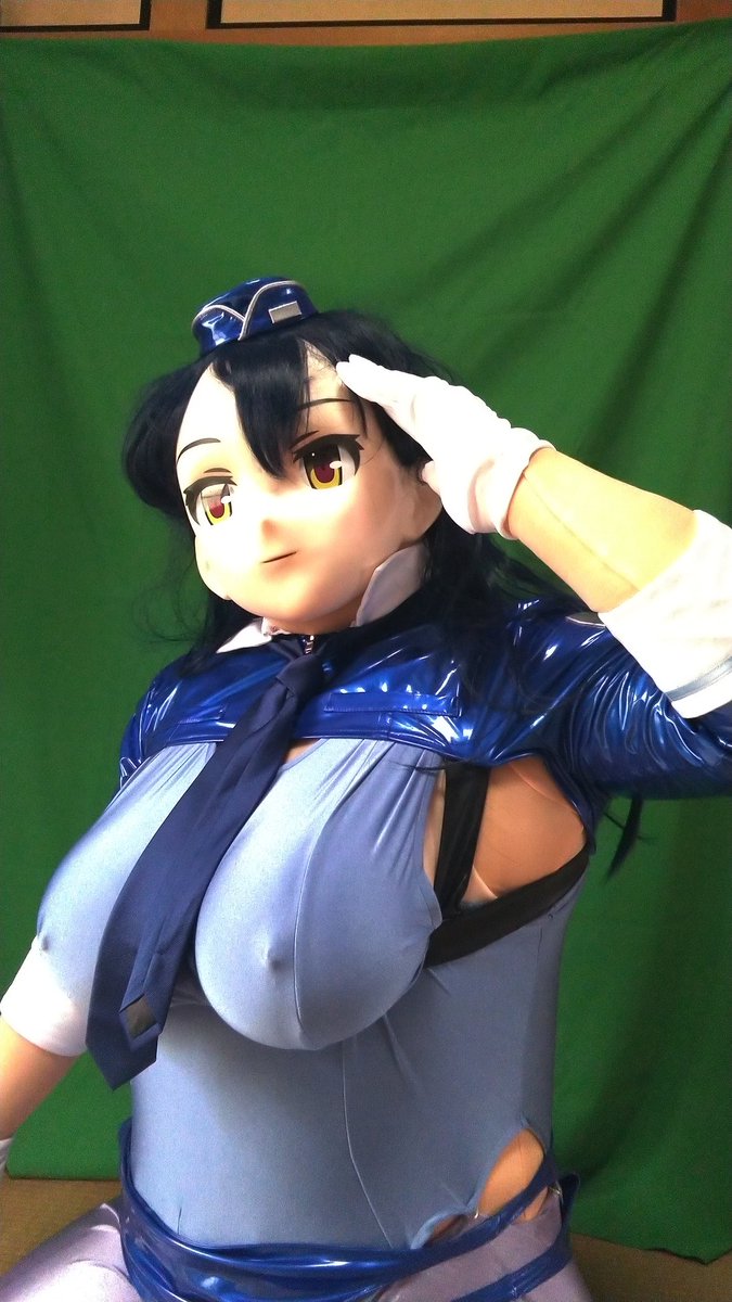 Waka_44G's tweet photo. 未来おまわりさん(蜥蜴重工CG集より)

コス制作：コスプレ衣裳どっとこむ
マスク：むにむに製作所(KAWAII EX-68使用) https://t.co/XIgKY0DVOo