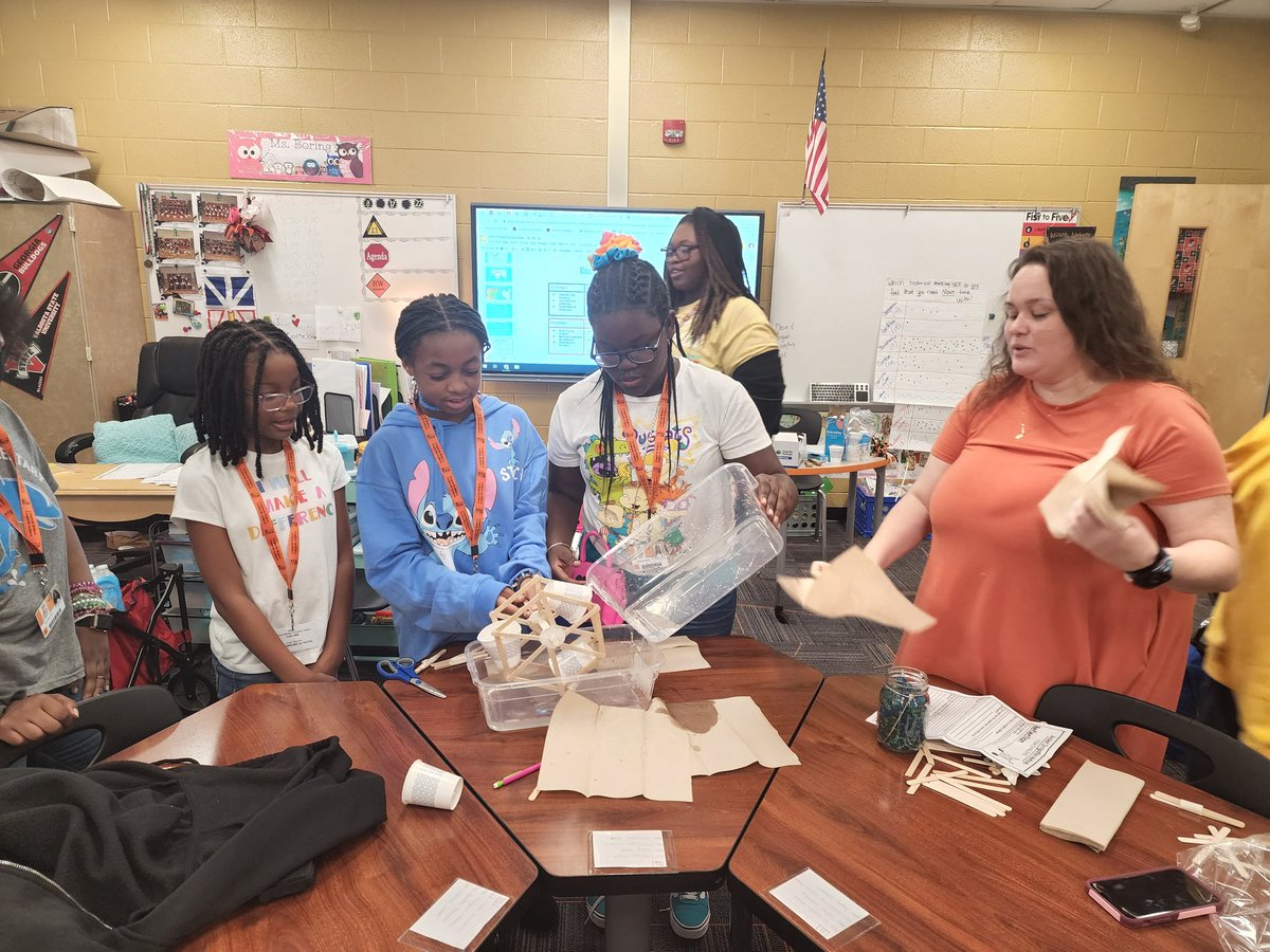 DannerKR's tweet photo. Students were at work today in @msboring6 class building irrigation systems.  Great collaboration! #engineeringmindset @LMS_Boyd https://t.co/fMIZj6MAle