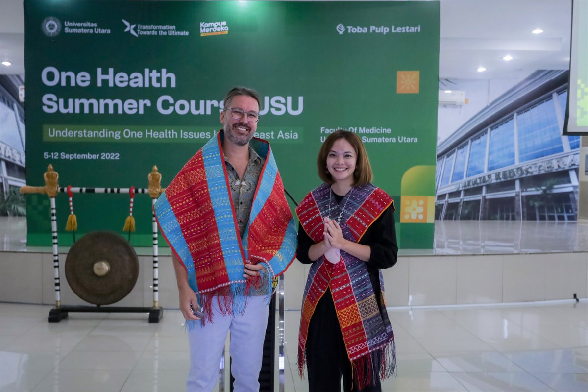 ZoonoticMalaria's tweet photo. Zoomal project leads: Professor Matt Grigg and Dr Inke Nadia are working together to strengthen surveillance of zoonotic malaria in Sumatra, Indonesia 🦟🐒🌴👨‍🔬
#FKUSU #OneHealth @MenziesResearch @usuofficial @ACIARAustralia https://t.co/bRrcOmABfE