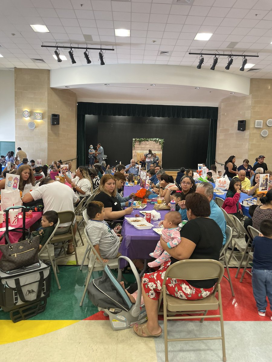 Great turnout today for Grandparents lunch. Our very own Principal had lunch with his sweet Grandmother ❤️