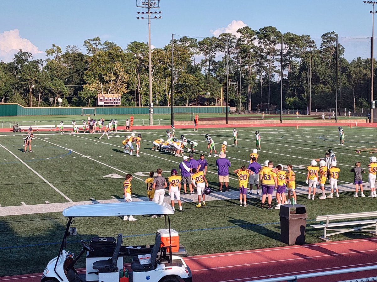 hcstangs_FB's tweet photo. Congrats to the FBA Warriors on their big win! I enjoyed watching the game, lots of playmakers on the field. @CoachK_FBA @FBAHoustonTX https://t.co/uYCRaAiJ8T