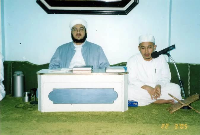HIDJKSL's tweet photo. [utas]

DOA AGAR DIBERIKAN KETURUNAN AHLI QUR'AN 

Tiga ayat yang bila terus menerus insyaallah akan diberi keturunan yang ahli Qur'an, yaitu:

⤵️⤵️ https://t.co/rq3D6y2KMS