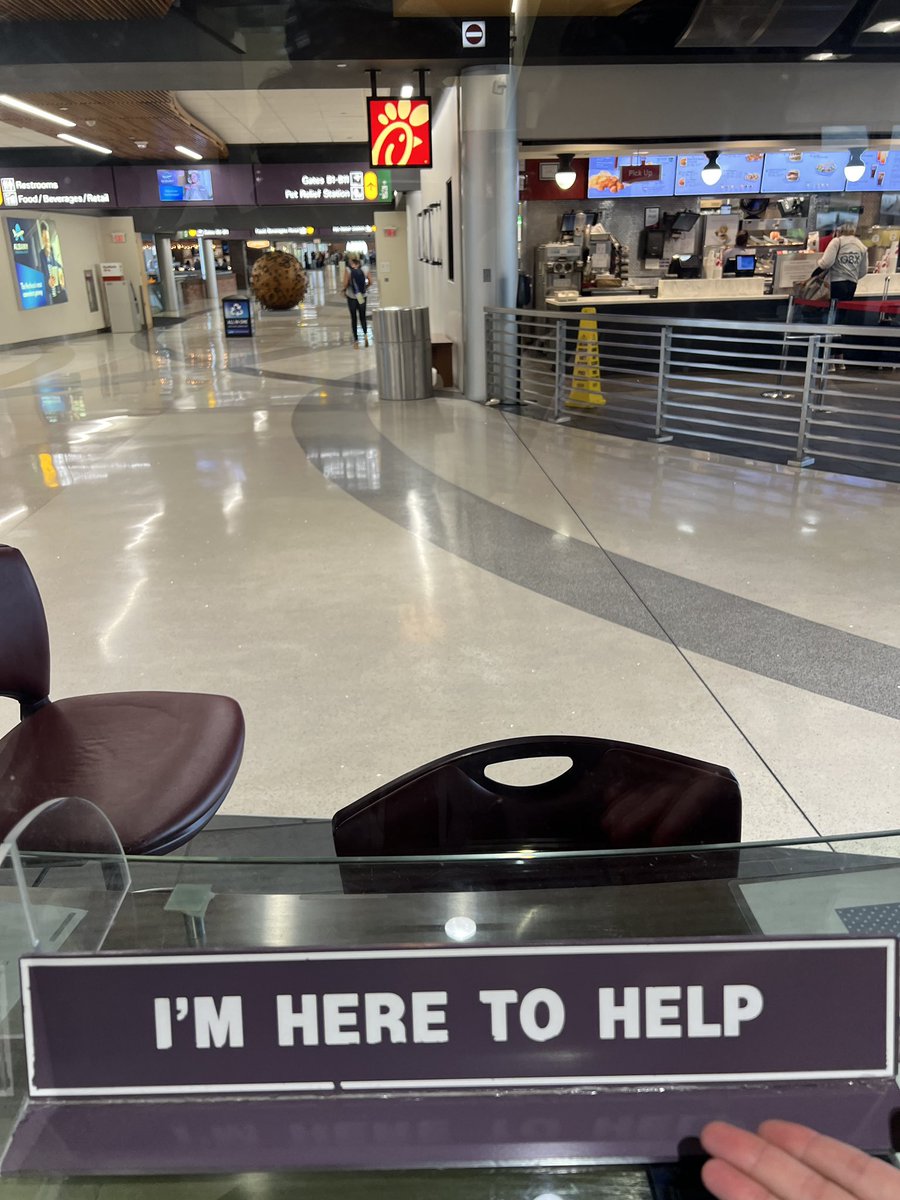 ramdass's tweet photo. Props to the nonexistent help guy at the Albany airport. Thanks for the help! https://t.co/L7JnWYDh8V