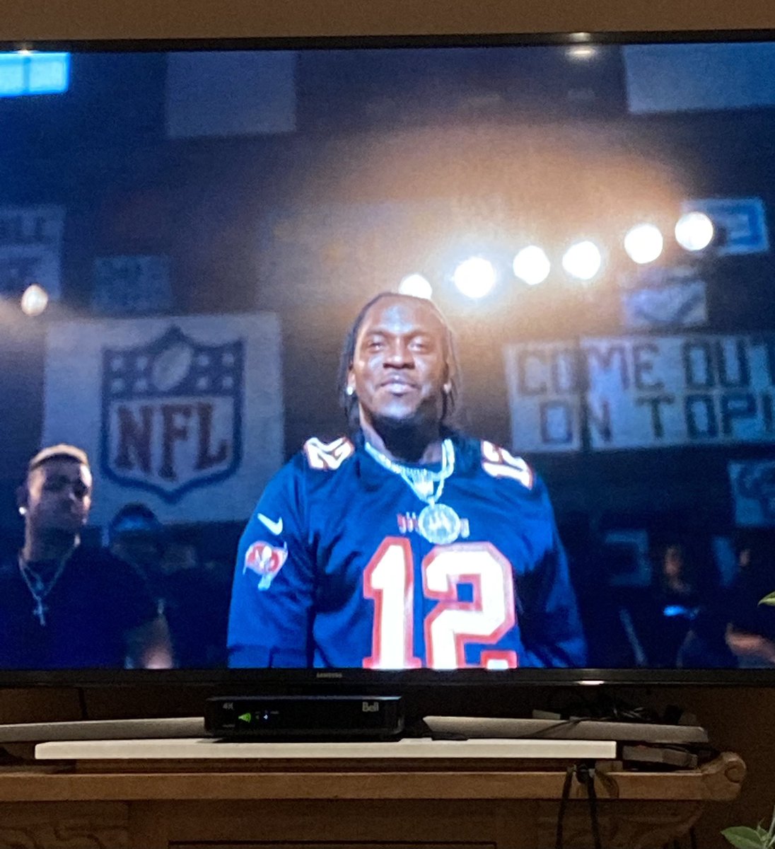 dionsingh's tweet photo. Of course @PUSHA_T rockin the 🐐 @TomBrady #LFG #Yuugh https://t.co/Z8Ww0WTQ4U