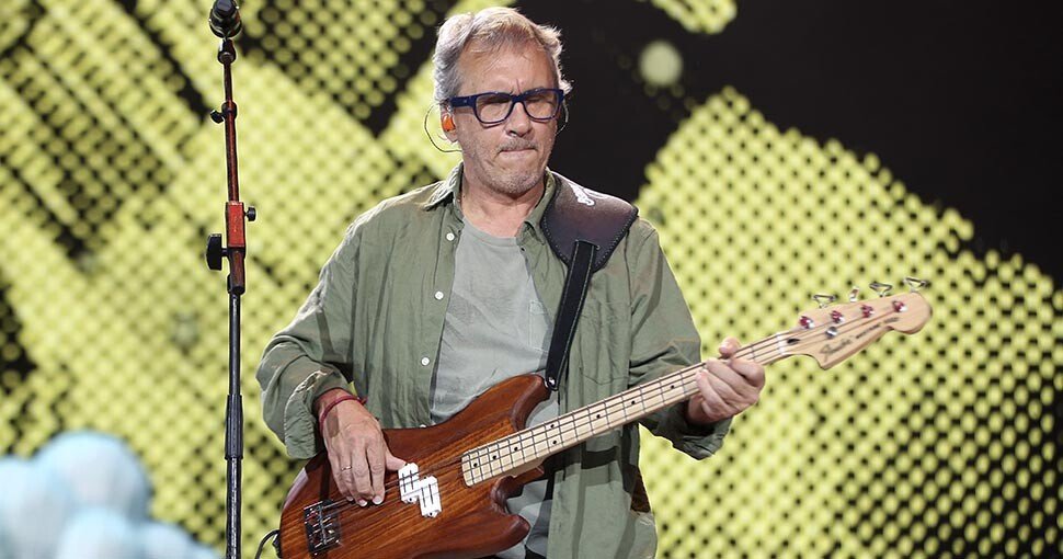 manuelhborbolla's tweet image. Triste noticia. Murió Marciano Cantero, bajista y vocalista de los Enanitos Verdes. 😥

Cuántos clásicos del rock en español se llevó consigo. 

La música latinoamericana está de luto. 

Lo vamos a extrañar.