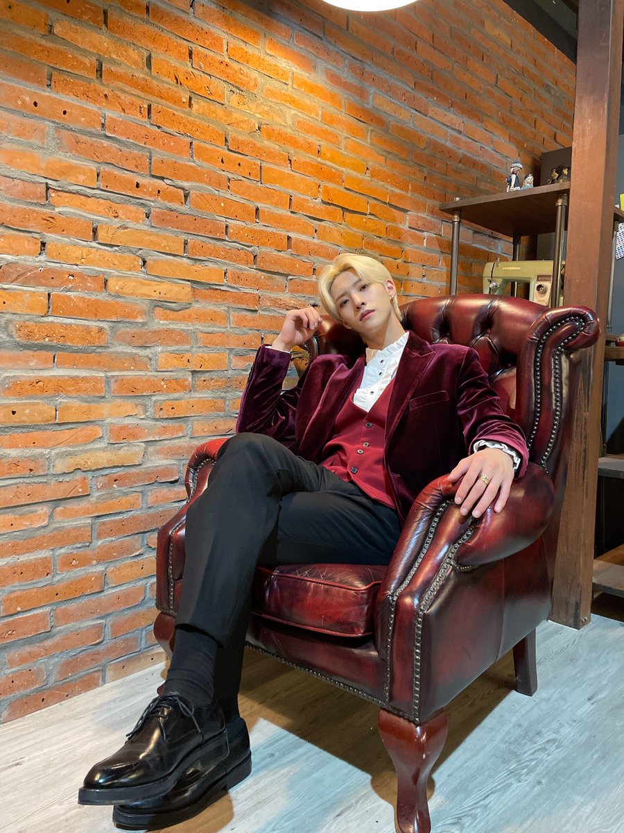 O2zstudio's tweet photo. 🦊🪐

#현승 #HYUNSEUNG https://t.co/HwqNe9CING