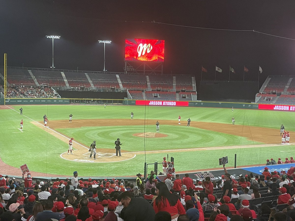 ESPNmx's tweet photo. Los Diablos hacen una más ⚾️🙌🏻

‘Haper’ Gamboa produce con sencillo pero los Escarlatas dejaron la casa llena 😯⚾️

@leonesdeyucatan 5-2
@DiablosRojosMX 5️⃣🔼

#FinalSur #LigaMexicanaDeBeisbol https://t.co/BlcCyffpl1