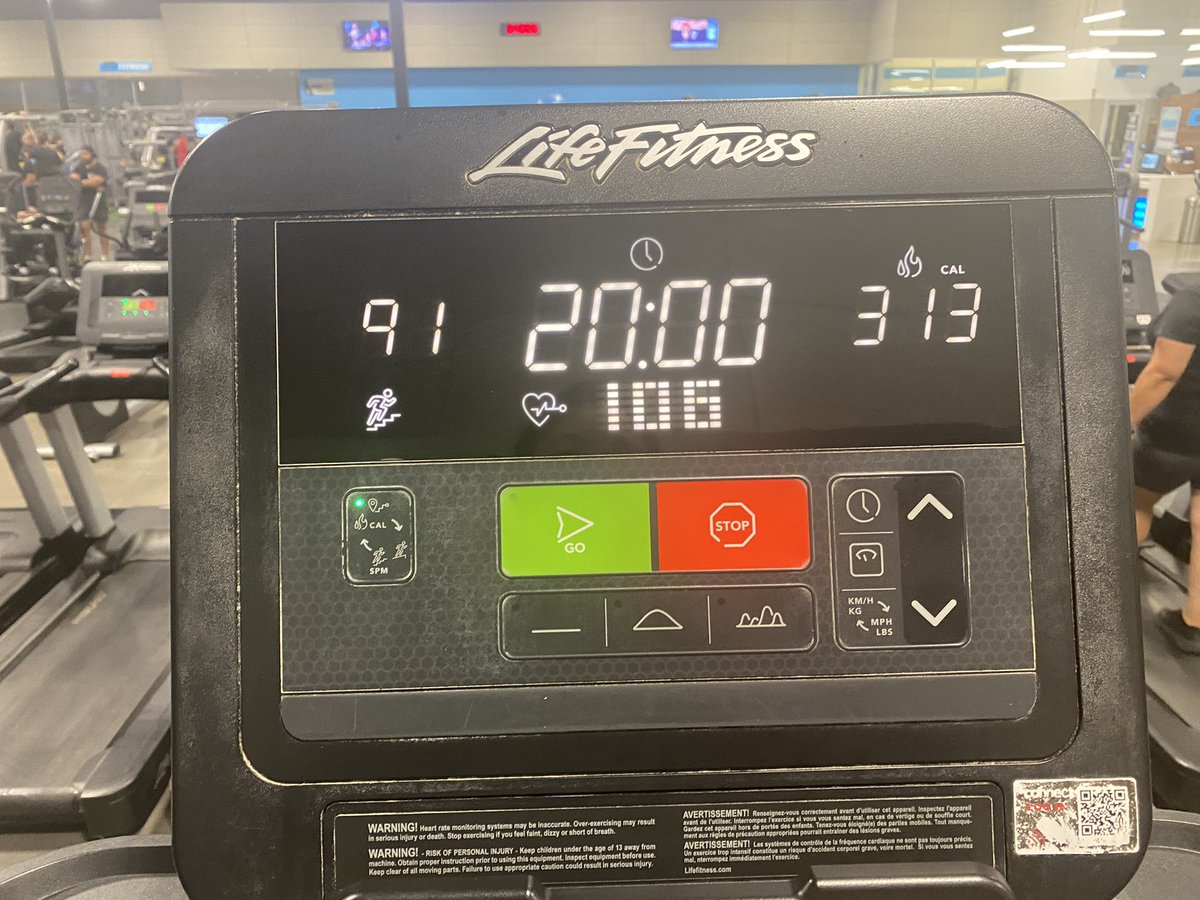 EricaMissKane's tweet photo. Getting faster. 91 floors in 20 min. https://t.co/euOJR5Iy16