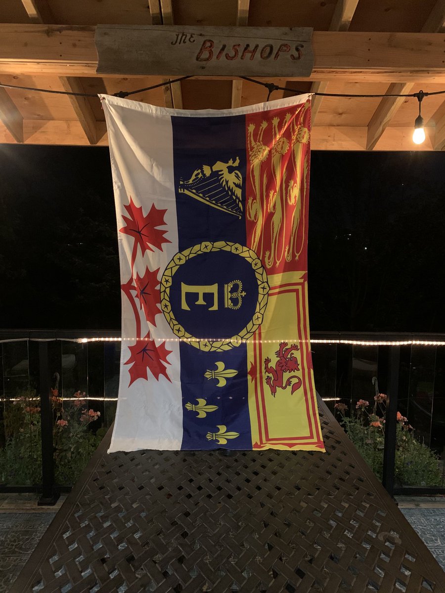 wallz58's tweet photo. Go Save The Queen For A Last Time https://t.co/A4Tgd63jFg