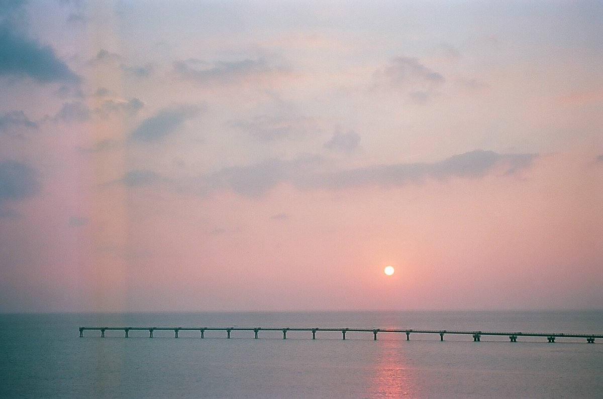 Gm Gm☀️☕️Happy Friday Fam🥳 #NFTCommunity #filmphotography #believeinfilm #leica #okinawa #japan 

“A Silent Morning” on film🎞
0.05 $ETH
1/1

opensea.io/assets/ethereu…