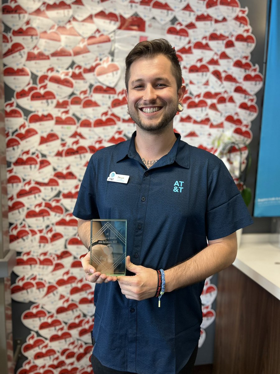 ValdesKyara's tweet photo. I just had to celebrate with the top AR store during the 2022 AHA Campaign in @onefla!! We took the win & I can’t wait for the next best 30 minutes in retail with @jrluna ! I’m so proud of Baypointe and my entire team for all their efforts #WeHaveHeart. #LifeatATT @PrimeComms https://t.co/E9lOWyQLfh