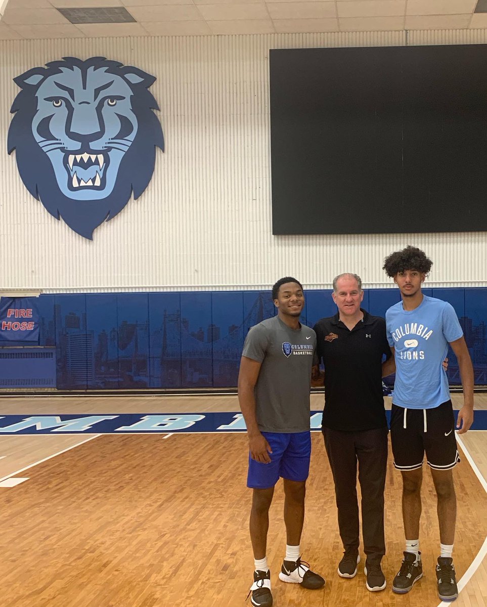 Awesome afternoon with the @culionsmbb squad. Thanks to HC Jim Engles for having us in to speak with the team. Great seeing my guys Avery Brown &amp; Blair Thomson. Missed you Jake Tavroff. #NetWork #RoarLionRoar