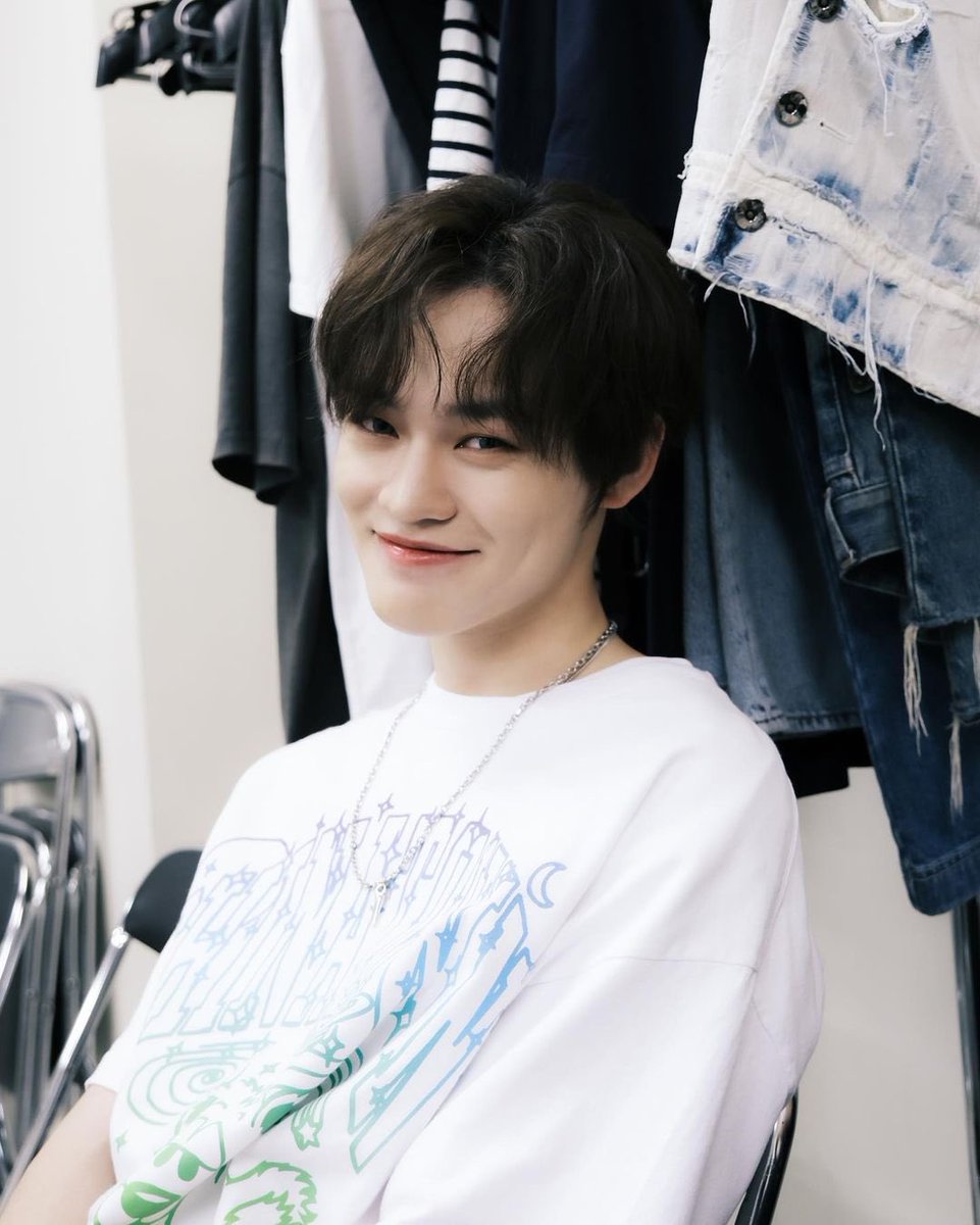 zhonghourly's tweet image. #CHENLE #천러 #辰乐