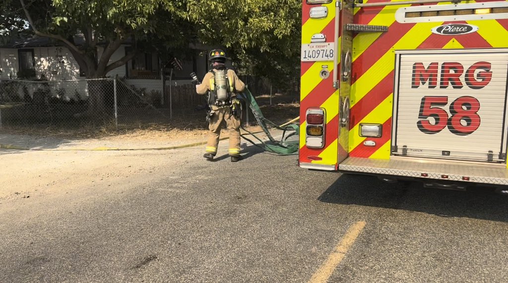calfireSCU's tweet photo. Firefighters responded to a barn fire in San Martin. In the area of Maple X Llagas Ave. #MapleFire Crews were able to extinguish the fire and prevent any other structures from being lost. @MorganHillPD @CityofMorganHil https://t.co/rypL2Lo3yI