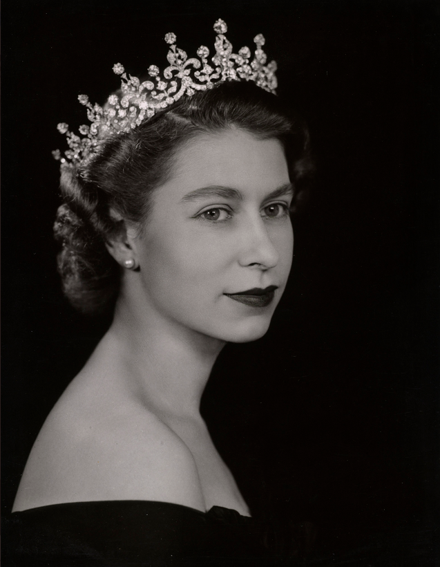 celinedion's tweet image. Her Majesty Queen Elizabeth II was a graceful, elegant, and kind woman. She dedicated her life to public service, tirelessly helping others in need. Her loss will be deeply felt throughout the world. Sincere condolences to the Royal Family and all who cherished her. - Celine xx…