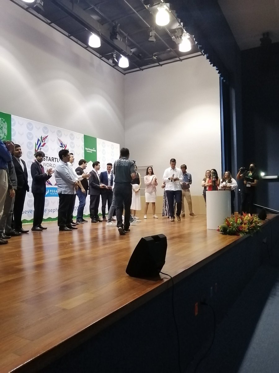 Super mega evento de clase mundial y mi especial felicitación para Miriam, Judith y Kelvin por tan increíble organización, venga <a href="/redemprendetab/">Red Emprende Tabasco</a> vamos por más.