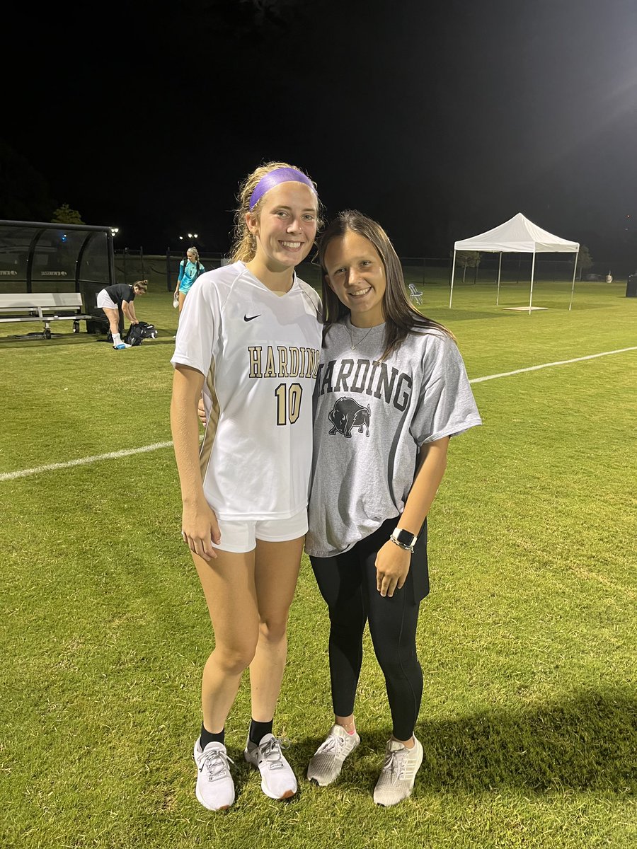 campbell_cox06's tweet photo. Enjoyed getting to watch @Harding_WSoc in action tonight! Seeing @WhitneyT_22 made it even better! Go Bisons!! 🦬@afc06girls https://t.co/XMKbPFixb3
