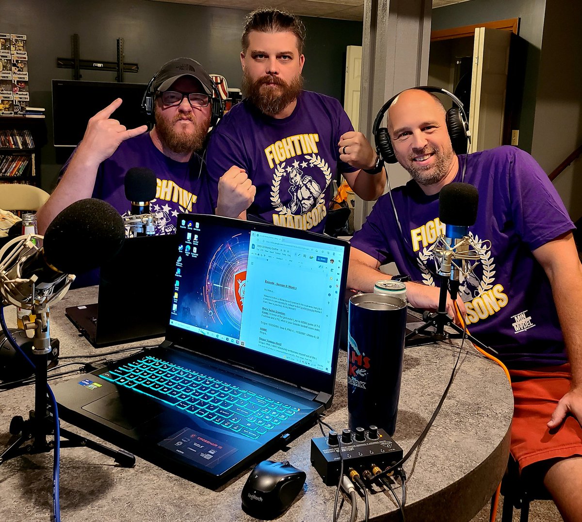 Man vs Model Podcast tweet media