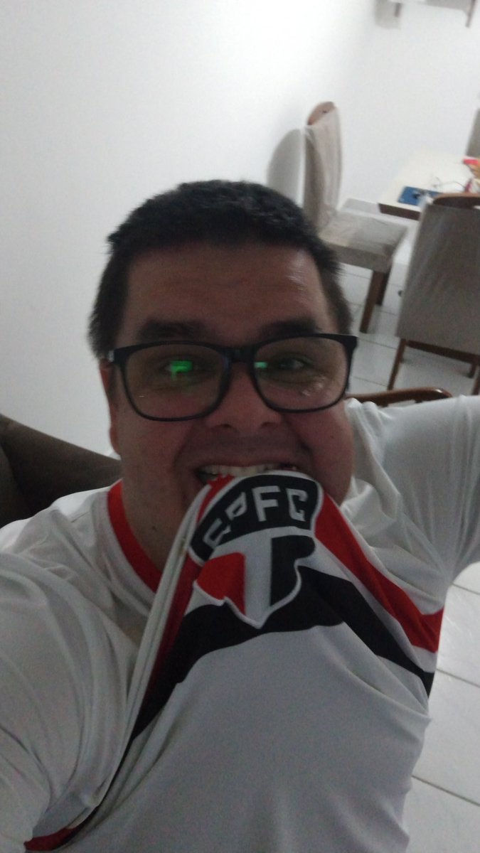 laurimar_junior's tweet photo. Tem que respeitaaaaaarr...
Isso é São Paulo!!! https://t.co/EYSTNoAWjL