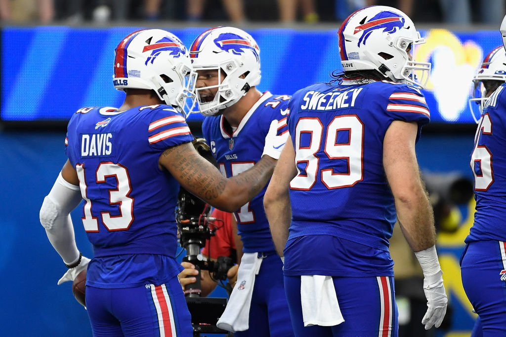 ESPNInsights's tweet photo. Tonight is Josh Allen's 7th career game with 3 Pass TD &amp; a Rush TD, 3rd-most in NFL history.

Most Games with 3 Pass TD &amp; Rush TD - NFL History
Drew Brees          9
Tom Brady            8
Josh Allen             7 https://t.co/yewkZAEvuW