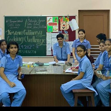 mapsavschool's tweet image. Students of #MAPS participated in an #InternationalExchangeProgram - Korean Culinary Cooking Challenge
The #students of classes XI and XII prepared delicious traditional Korean dishes with fusion of #Indian taste. 
#IndoKoreanCollaboration @Dir_Education @AlkaSahani