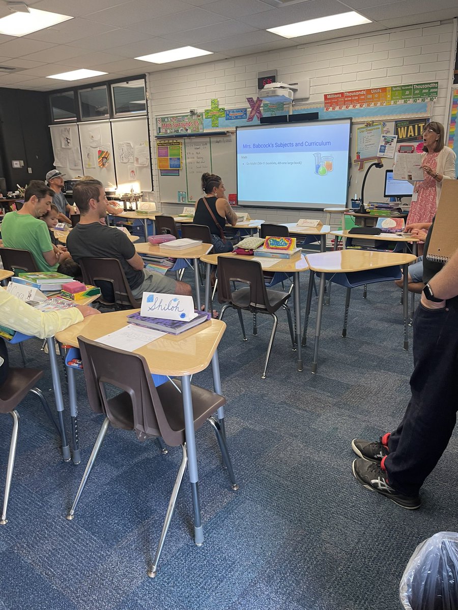 maple_np's tweet image. Celebrating the teamwork between Maple families and teachers at Back to School Night tonight! We got to show off our new classrooms that we are so proud of! We are #MapleStrong! #CVUSDForward