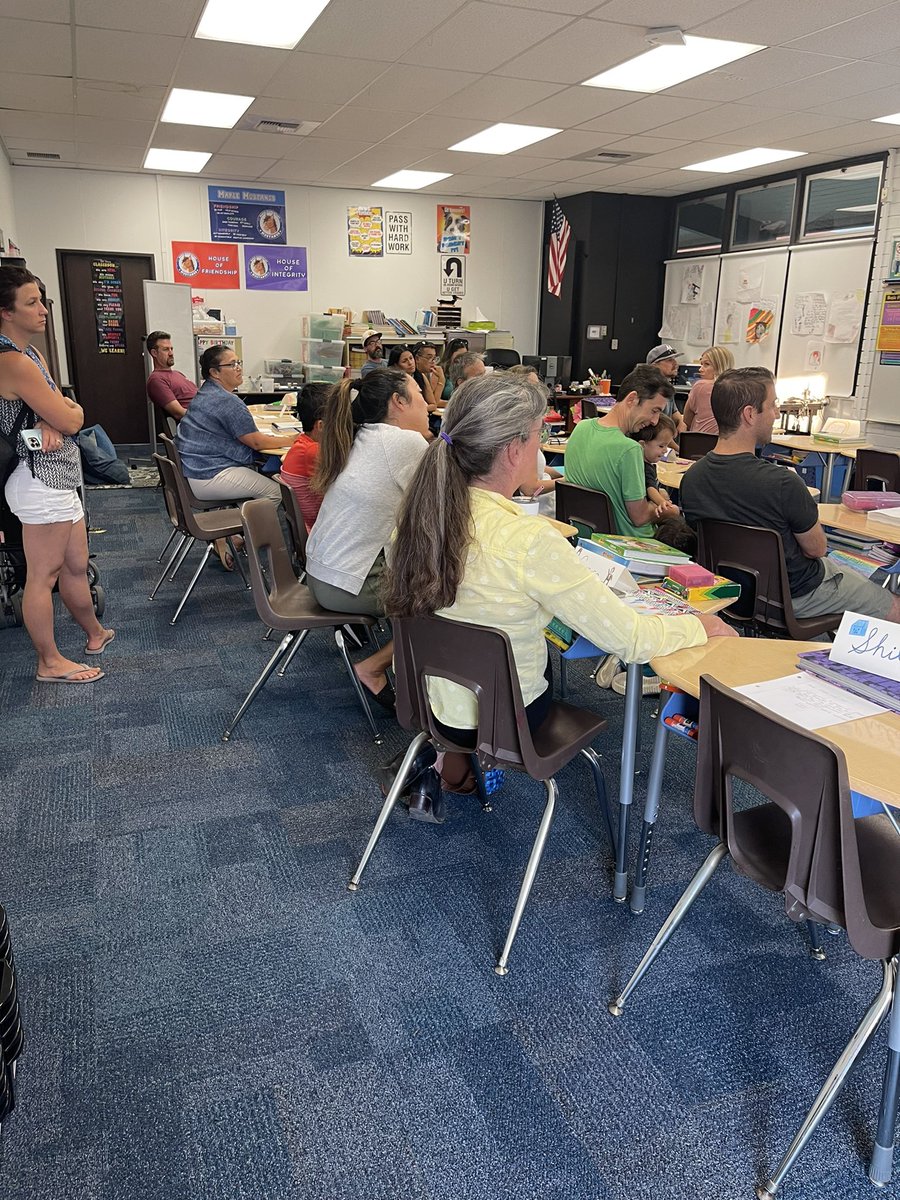 maple_np's tweet image. Celebrating the teamwork between Maple families and teachers at Back to School Night tonight! We got to show off our new classrooms that we are so proud of! We are #MapleStrong! #CVUSDForward