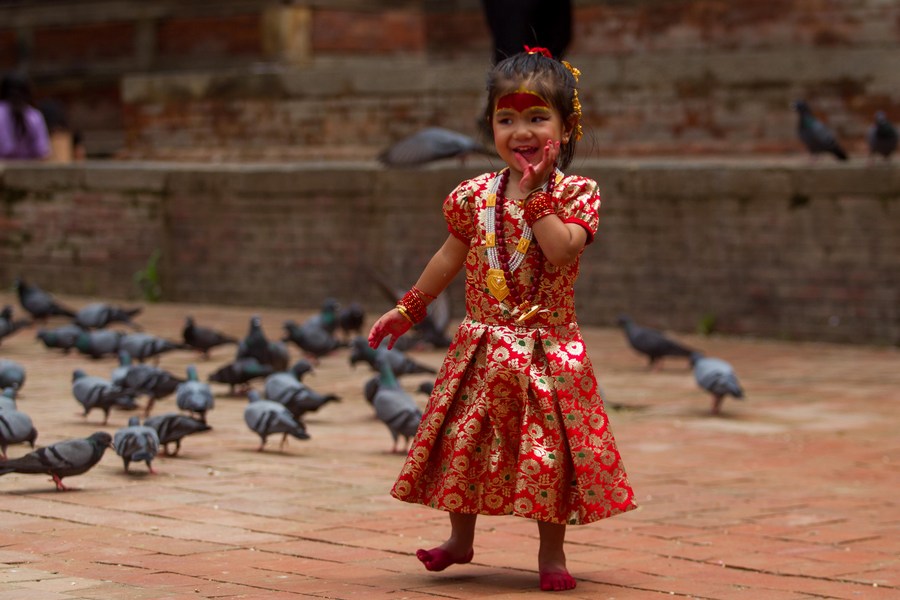 China Xinhua News on Twitter "Cute little girls dress up like Goddess