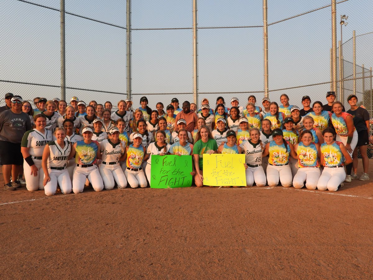 TGrayjspsports's tweet photo. .@PX_SOFTBALL and @LSW_Softball
 played more than a doubleheader Thursday. They played for a cause to fight against cancer. LSW also honored assistant coach and cancer survivor Lis Brenden with flowers. Pius X and LSW split the double header 11-8 (Pius X), 11-1 (LSW) #nebpreps https://t.co/5q756AvZsu