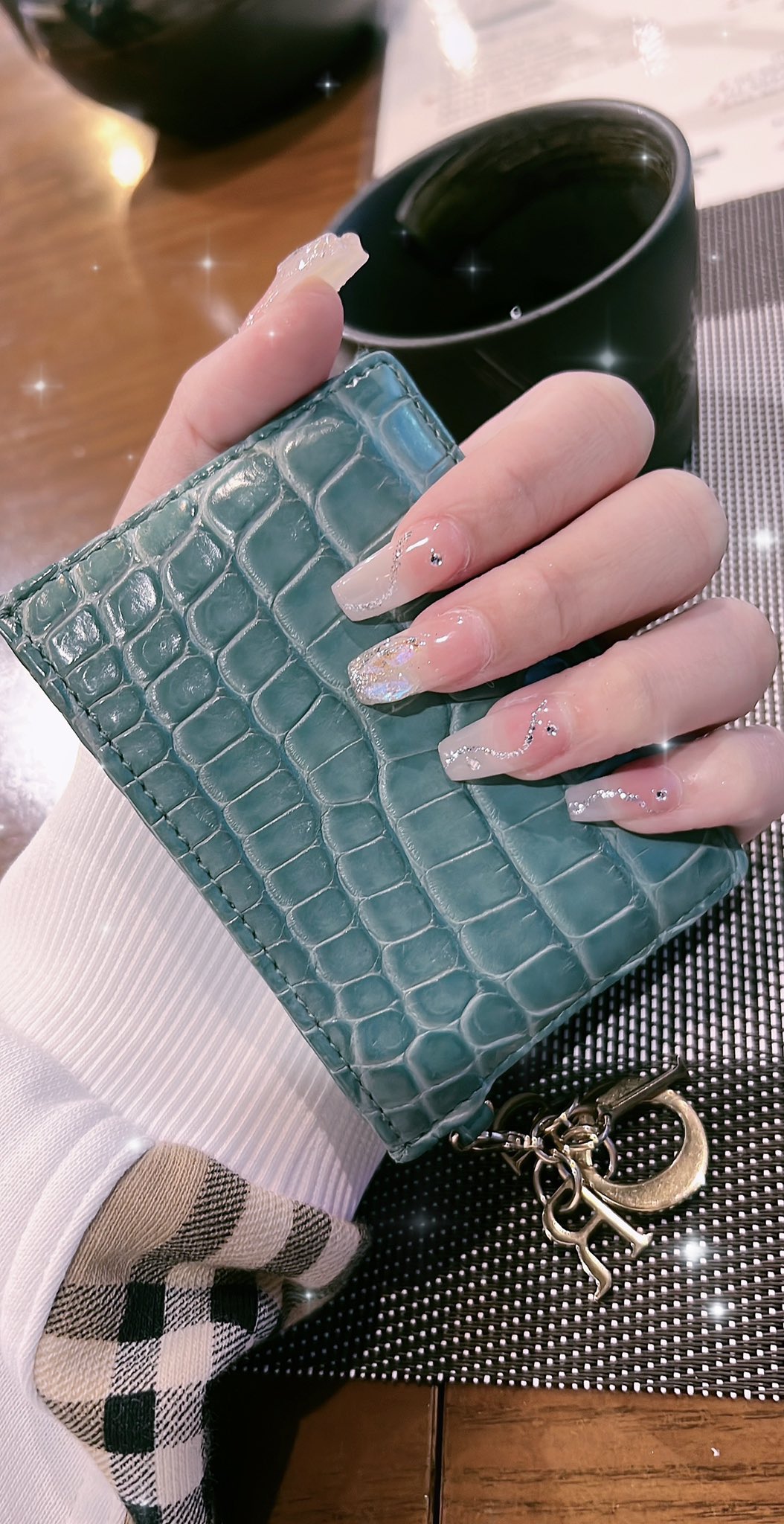 Kaise on Twitter: "who’s paying 💅 https://t.co/T3i5qZAV8R" / Twitter