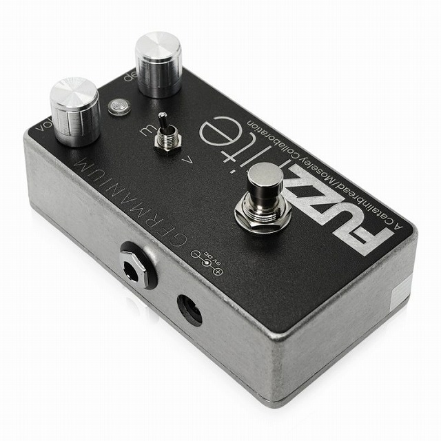 Peacegakki's tweet photo. 入荷情報!
catalinbread Fuzzrite Germanium
https://t.co/Y1IDITXlVi
ファズ好きは是非お試しを!
#デジマート
#エフェクター
#catalinbread
#Fuzzrite https://t.co/RarJzKjbRM