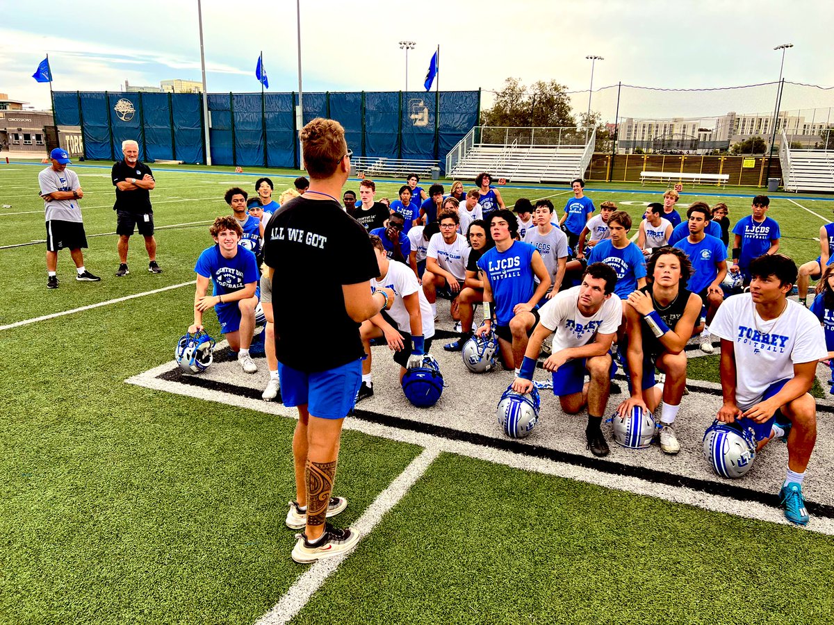 Tyler Hales tweet media