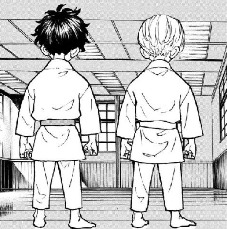 Saturnia0's tweet photo. I mean,,,,
same small gremlin energy 👀🤷🏻‍♀️
#TokyoRevengers #meme #tr #arthurmad https://t.co/0ok71BZfA0