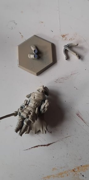 dppacey's tweet photo. Alas, a tragedy in four parts 😭 #miniatures #dndminiatures https://t.co/55KahoAr6e