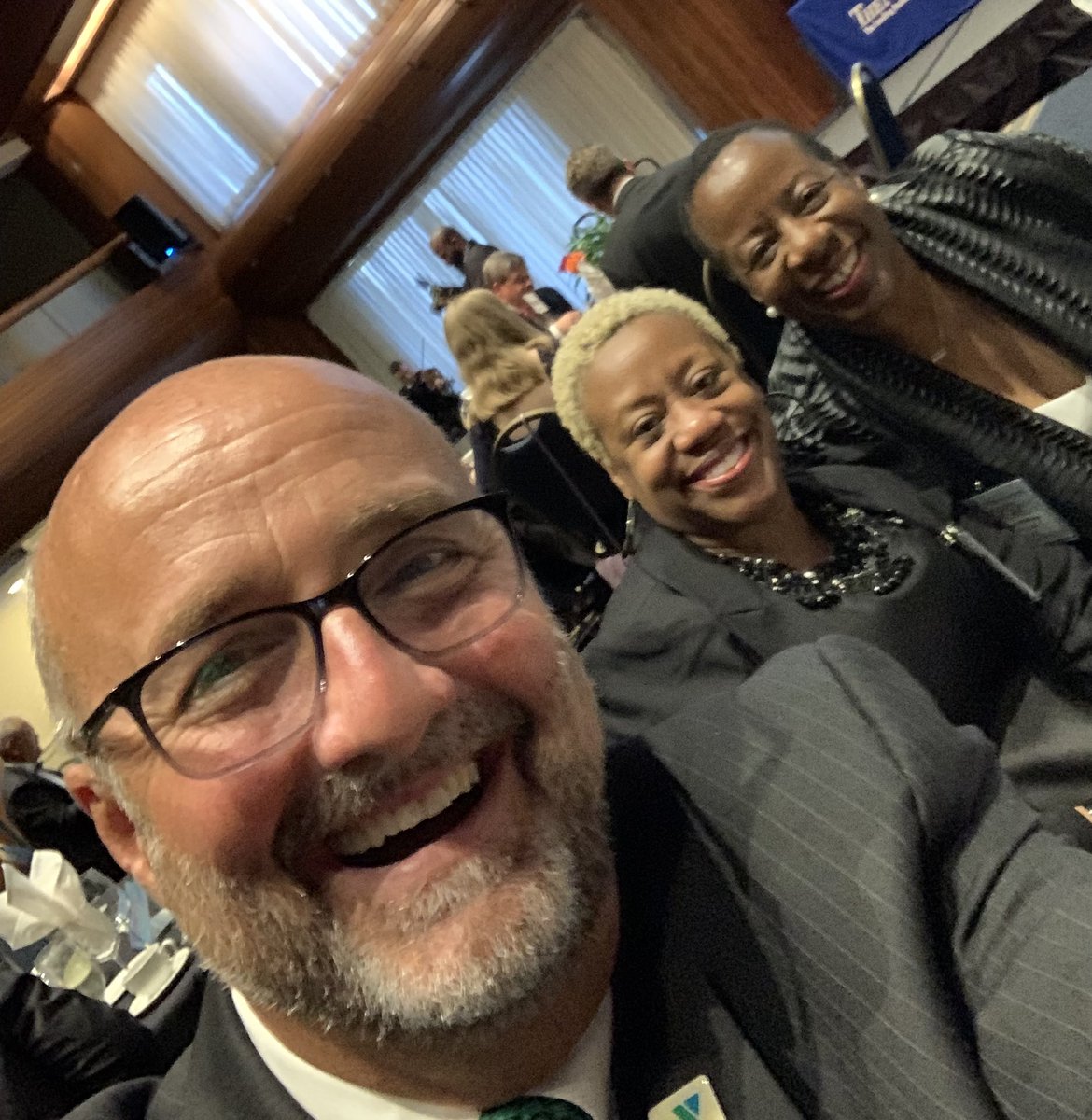 NealDenton's tweet photo. Fun evening at @PressClubDC celebrating #charity #NPT50 leadership with old friends! Thx @NonProfitTimes for bringing us together! @OmoiyeK @AngelaFWilliams @UnitedWay https://t.co/hGGi9VKdJS