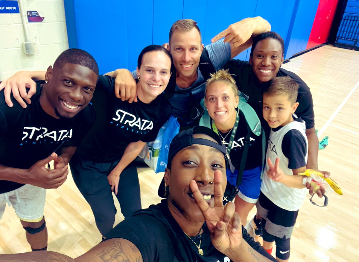 We changin’ lives out here <a href="/StrataAthletics/">Strata Athletics</a>! So grateful for this squad.