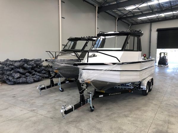 Selina_945's tweet photo. 6m brother boats, in pairs, two great value!
Factory direct, contact me to get quote:
Whatsapp +86 15969878859
Email: selina@gospelboat.cn
#boats #fishing #fishingboats #aluminumboat #boatlife #outdoors #yacht #gospelboat https://t.co/OTPmPvUlMi