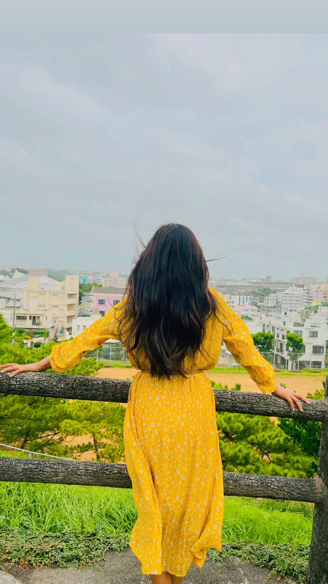 कसैको मौनतको मतलब उसको घमण्ड होइन किनकि कुनै परस्थितिको अगाडि उ नि :शब्द पनि त हुन सक्छ !महोदय