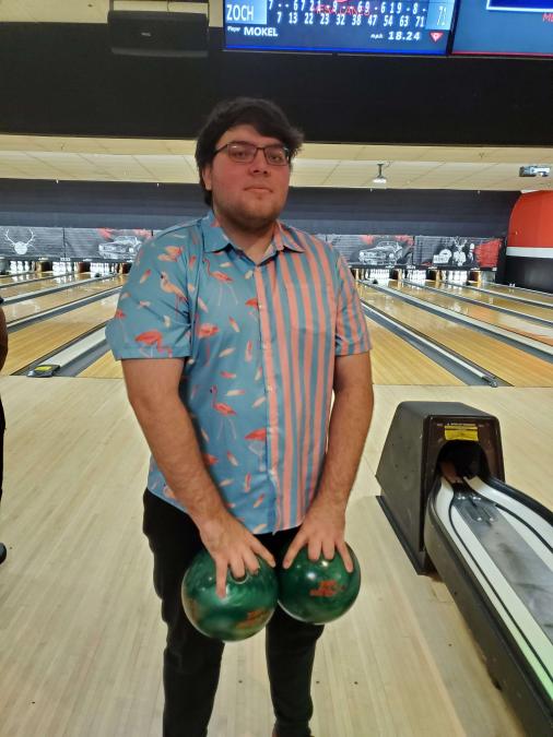 Michae1J23's tweet photo. Took my pants off to show who's got the biggest BALLS in the alley #BowlingThursday #OnMyGrind #MK4to2LL #FuturePresident https://t.co/UiJ73b05M1