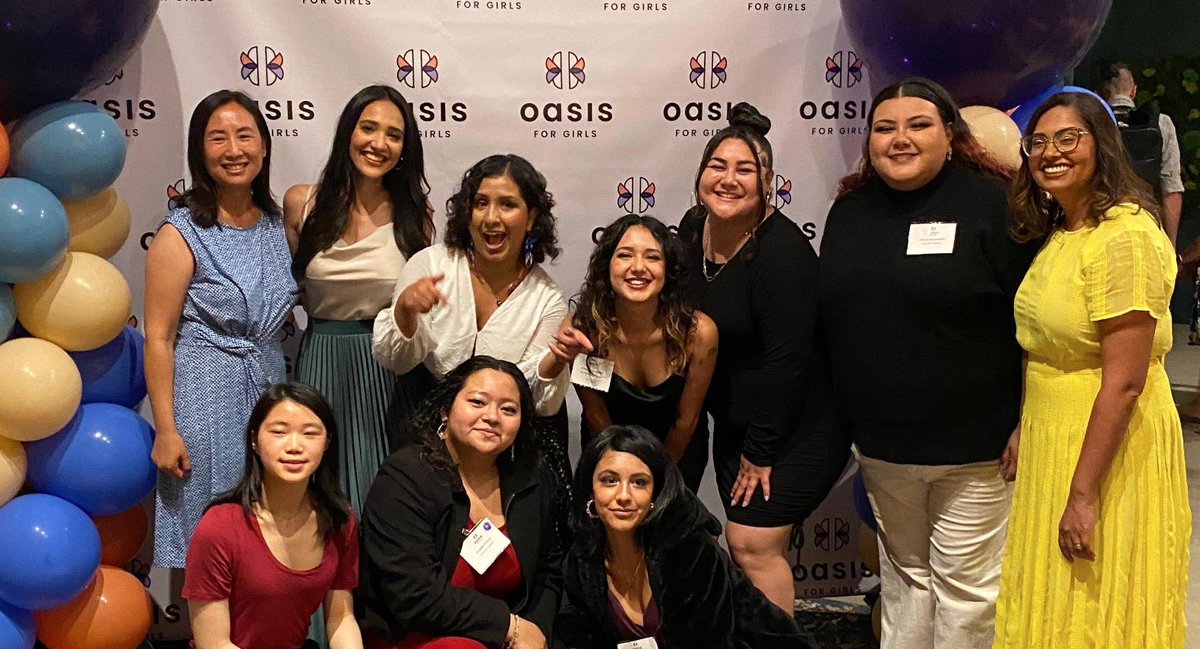 4 minutes left to get your bids in on the Oasis for Girls silent auction! Get your bids in now: cbo.io/bidapp/index.p… #oasisforgirls
